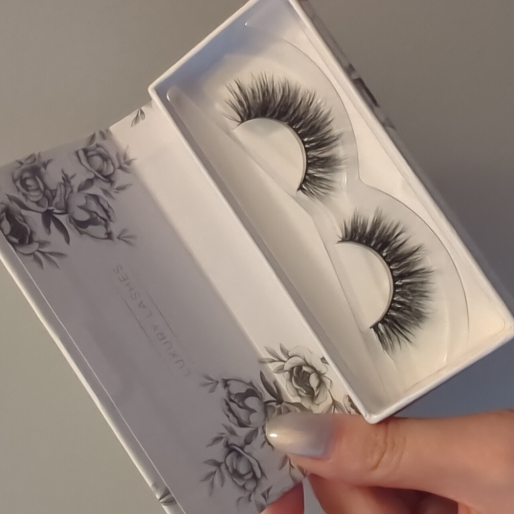 Mink lashes